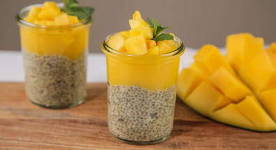 Budincă de chia cu mango