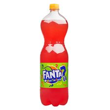 Băutură What the Fanta Kiwi Căpșuni, carbogazoasă 1.5 L FANTA