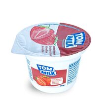 Йогурт UHT Клубника  200г TOM MILK