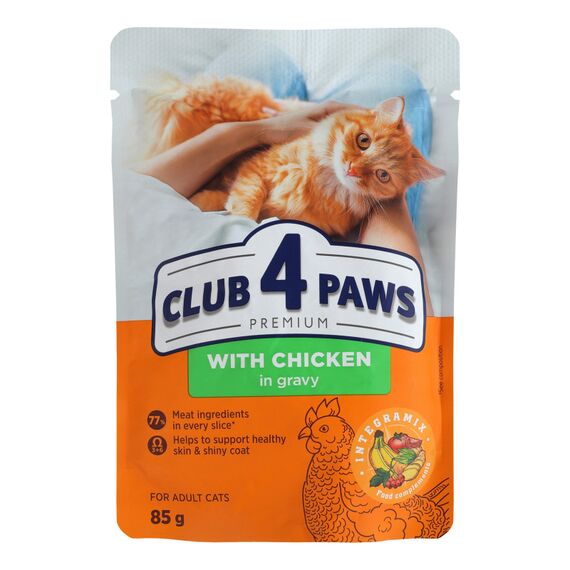 CLUB 4 PAWS Hrana p/u pisici adulte cu pui in sos 85g